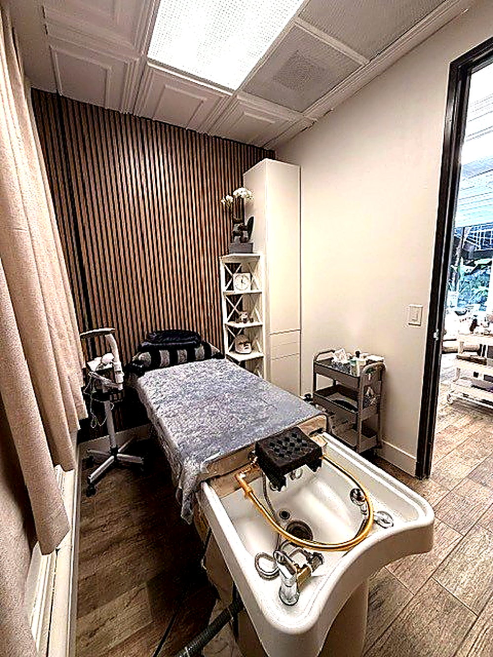 Head Spa treatment room at Coastal Polish & Beauty