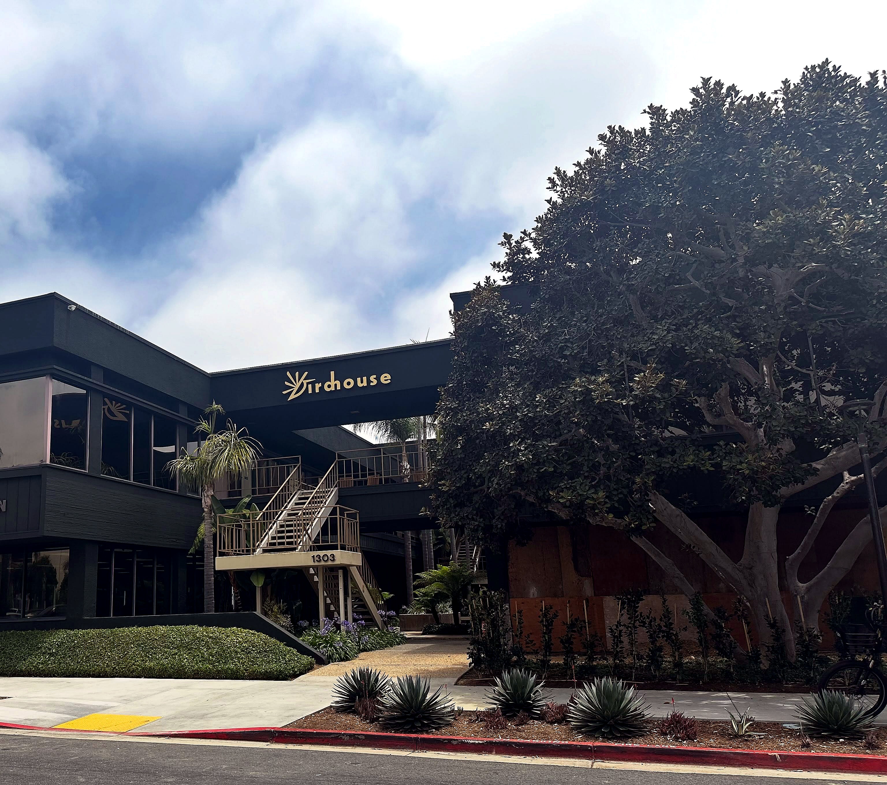 The Birdhouse in Newport Beach, home of Coastal Polish & Beauty near Fashion Island